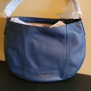 Michael Kors Navy Pebbled Leather large Brooke Hobo Shoulder purse